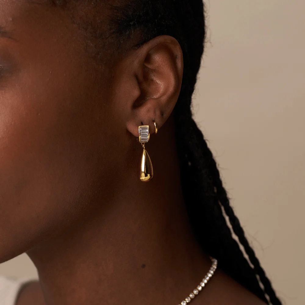 Baguette & Metal Teardrop Earring - Image 2