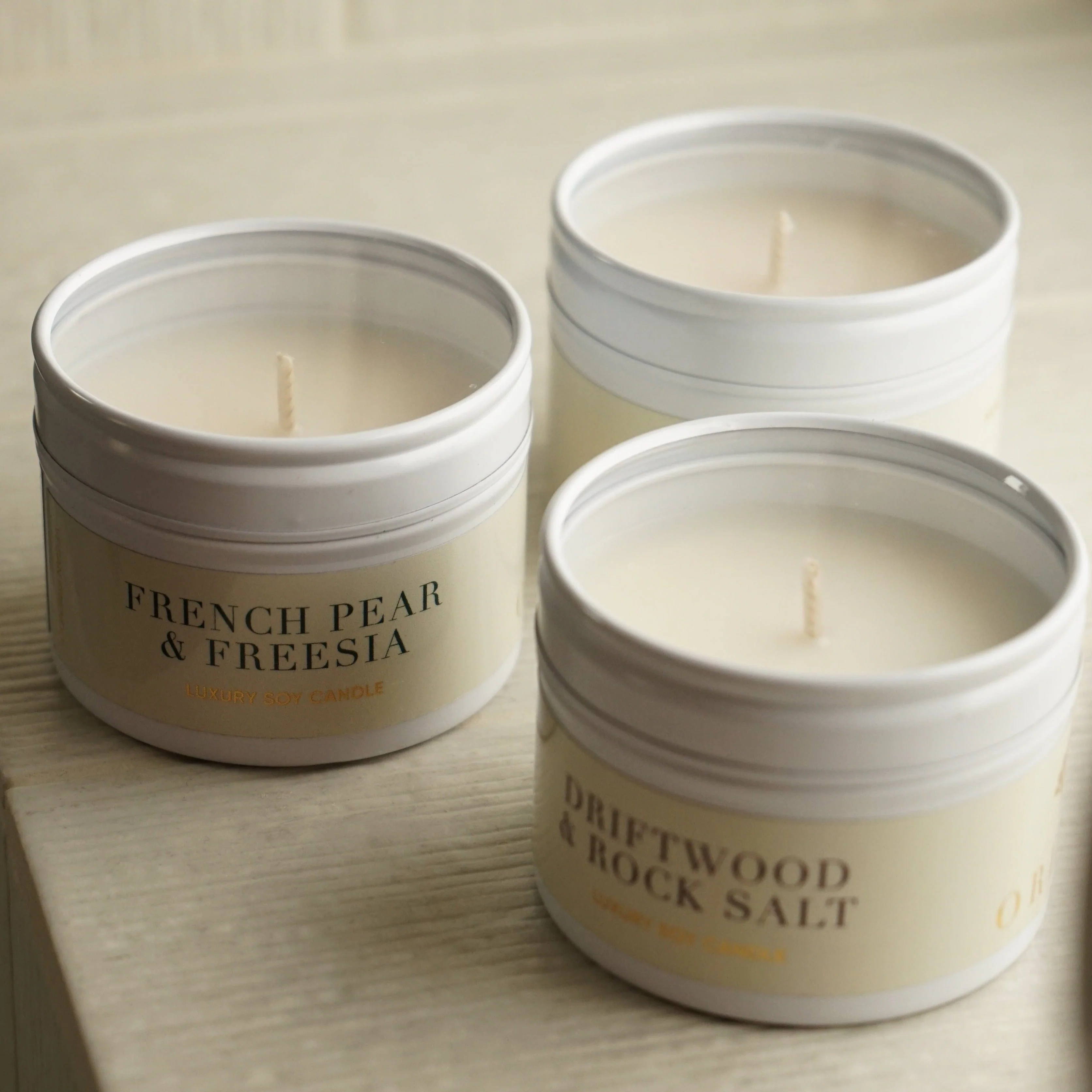 French Pear & Freesia Tin Candle - Image 3