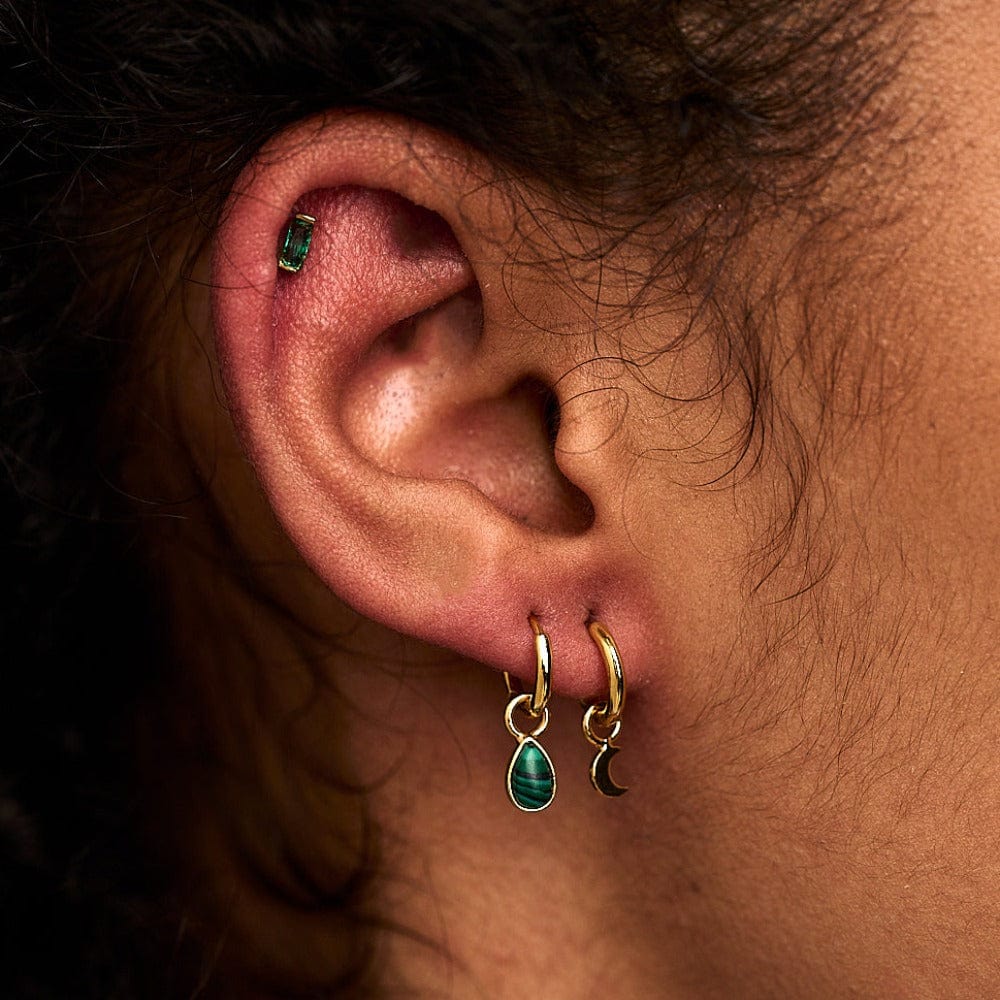 Emerald Baguette Labret Stud - Image 3