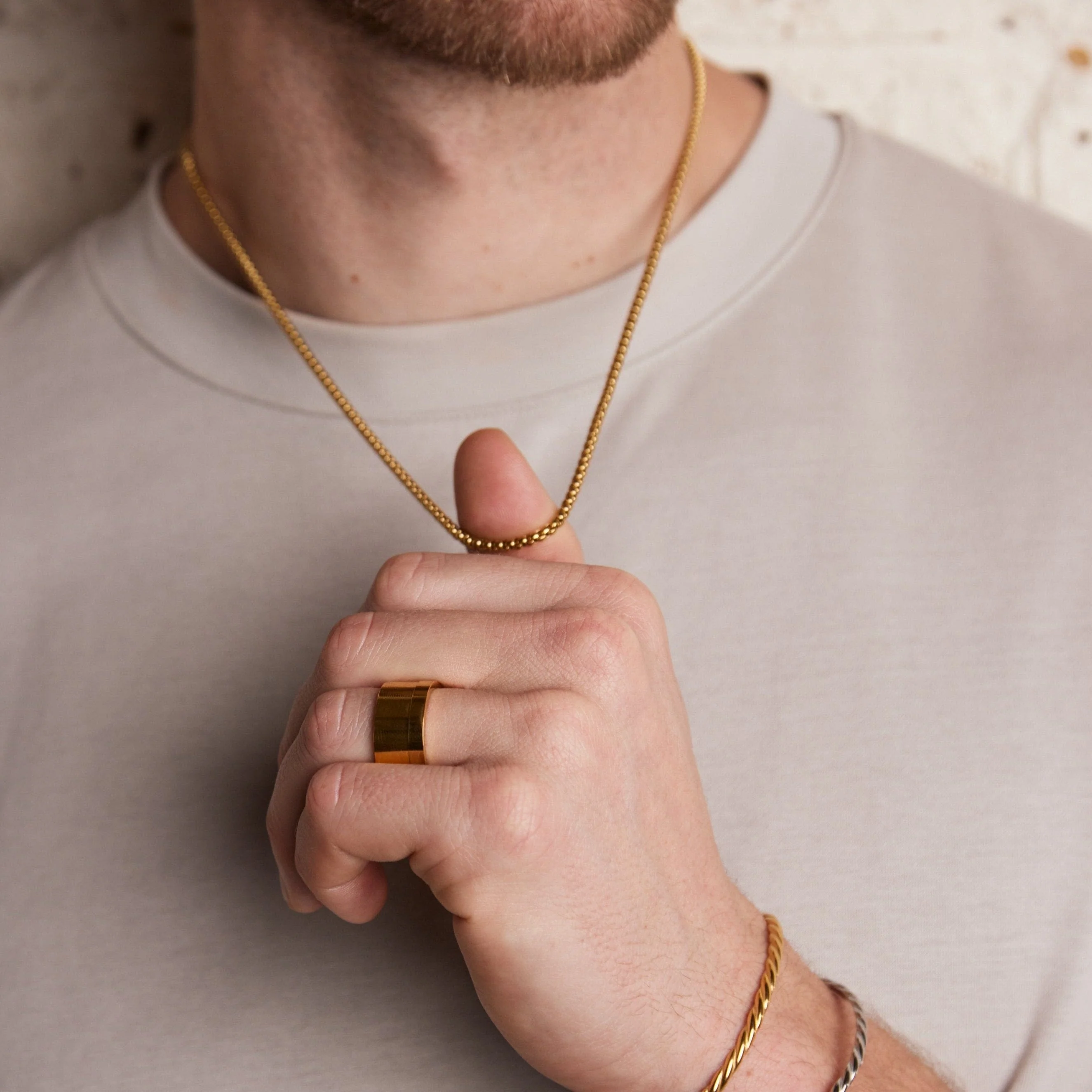 Fine Curb Chain Necklace - Gold - Image 2