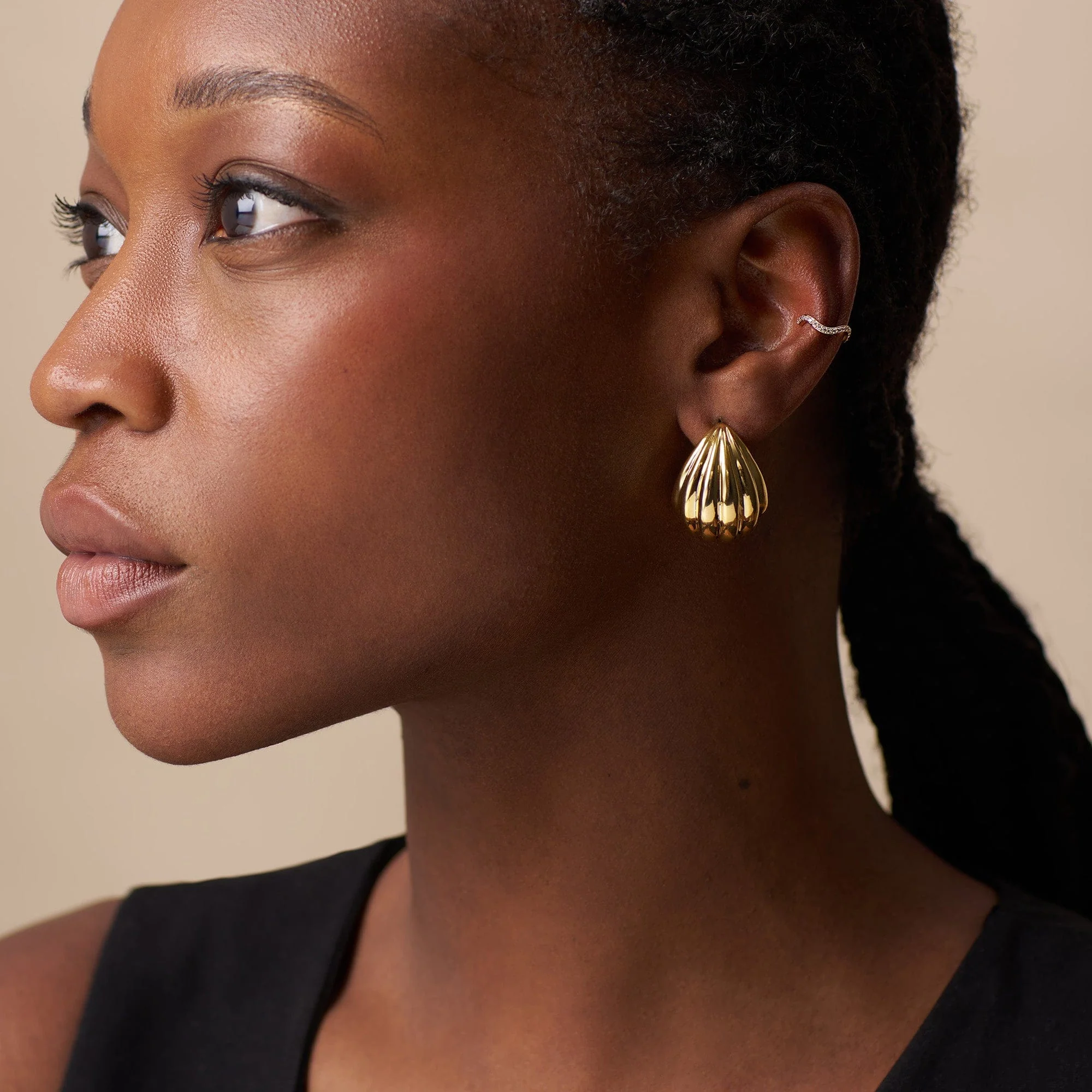 Fine Pavé Wave Ear Cuff - Image 2