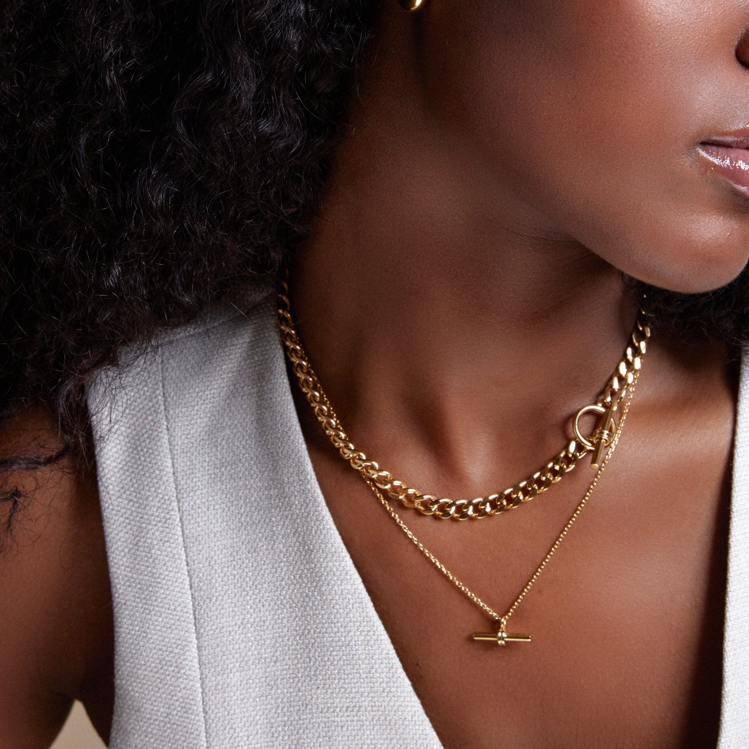 LUXE Flat Curb T-Bar Necklace - Gold - Image 4