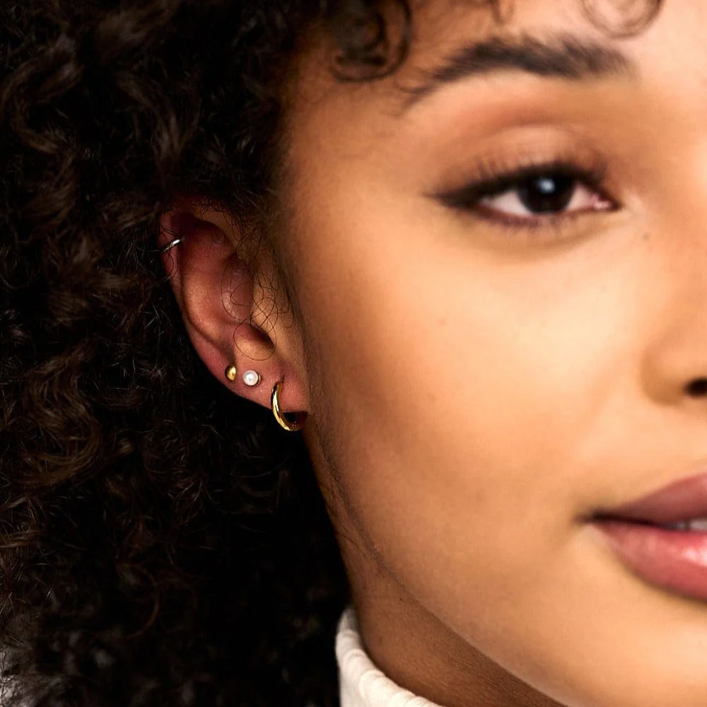 LUXE Pearl Stud & Hoop Earring Pack - Image 3