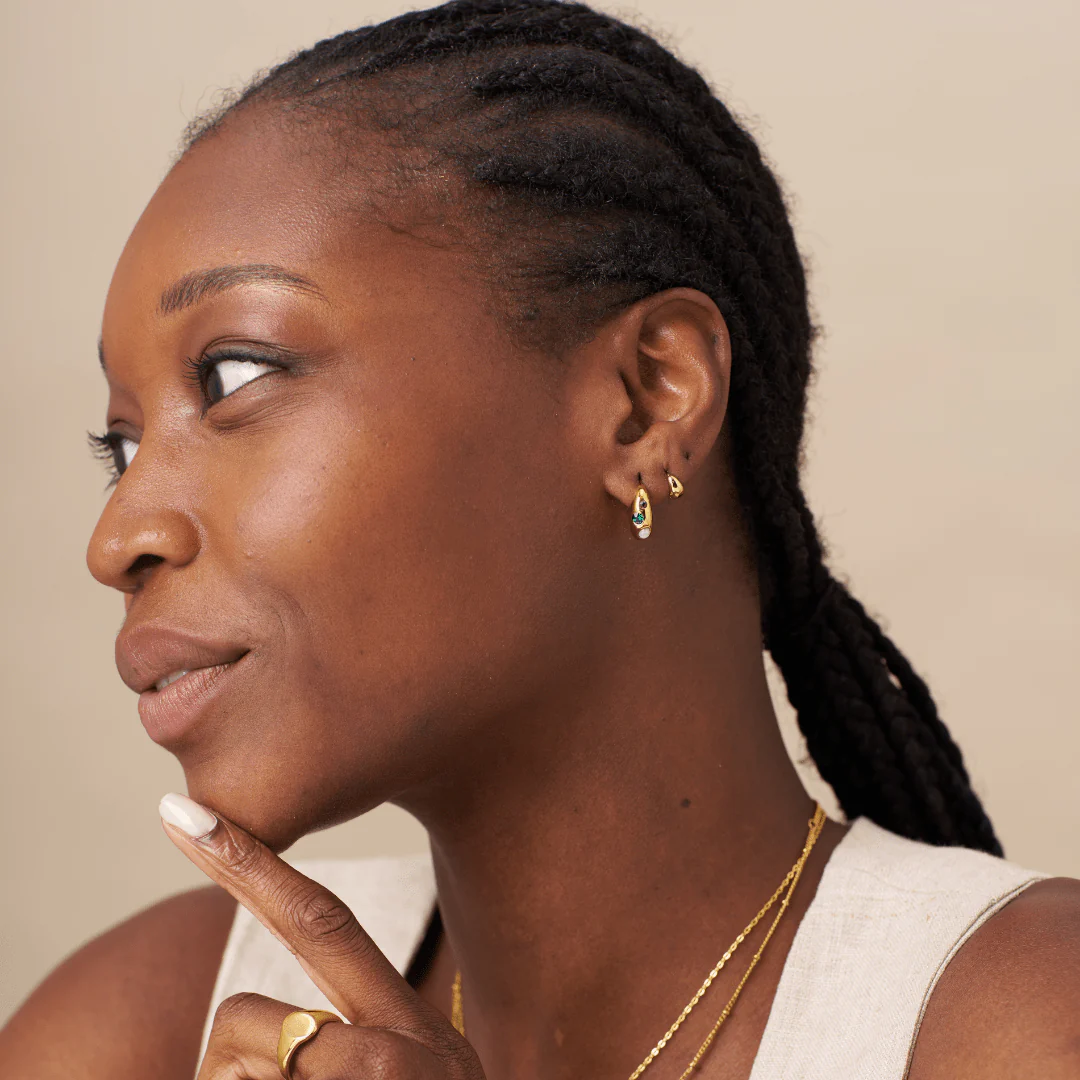 LUXE Tiny Tapered Hoop Earrings - Image 2