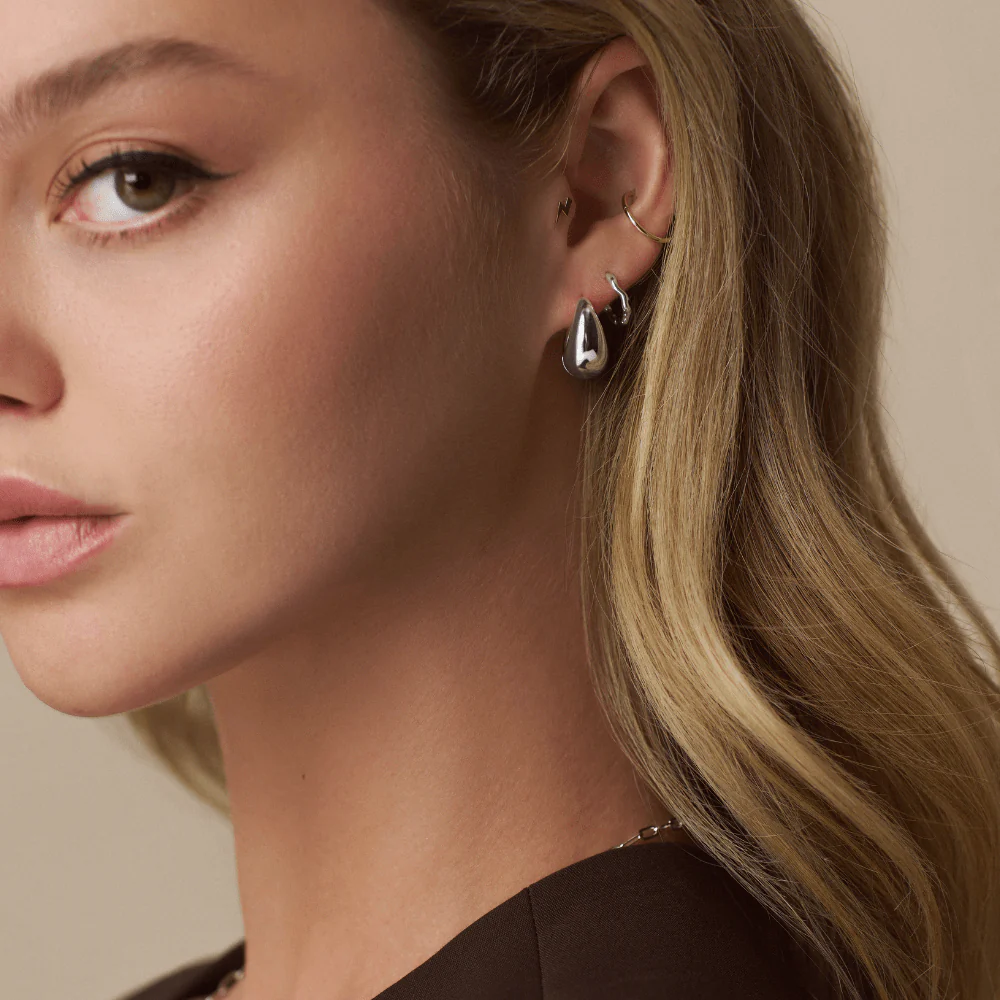 Organic Round Wave Huggie Hoop Earrings Silver - Image 2
