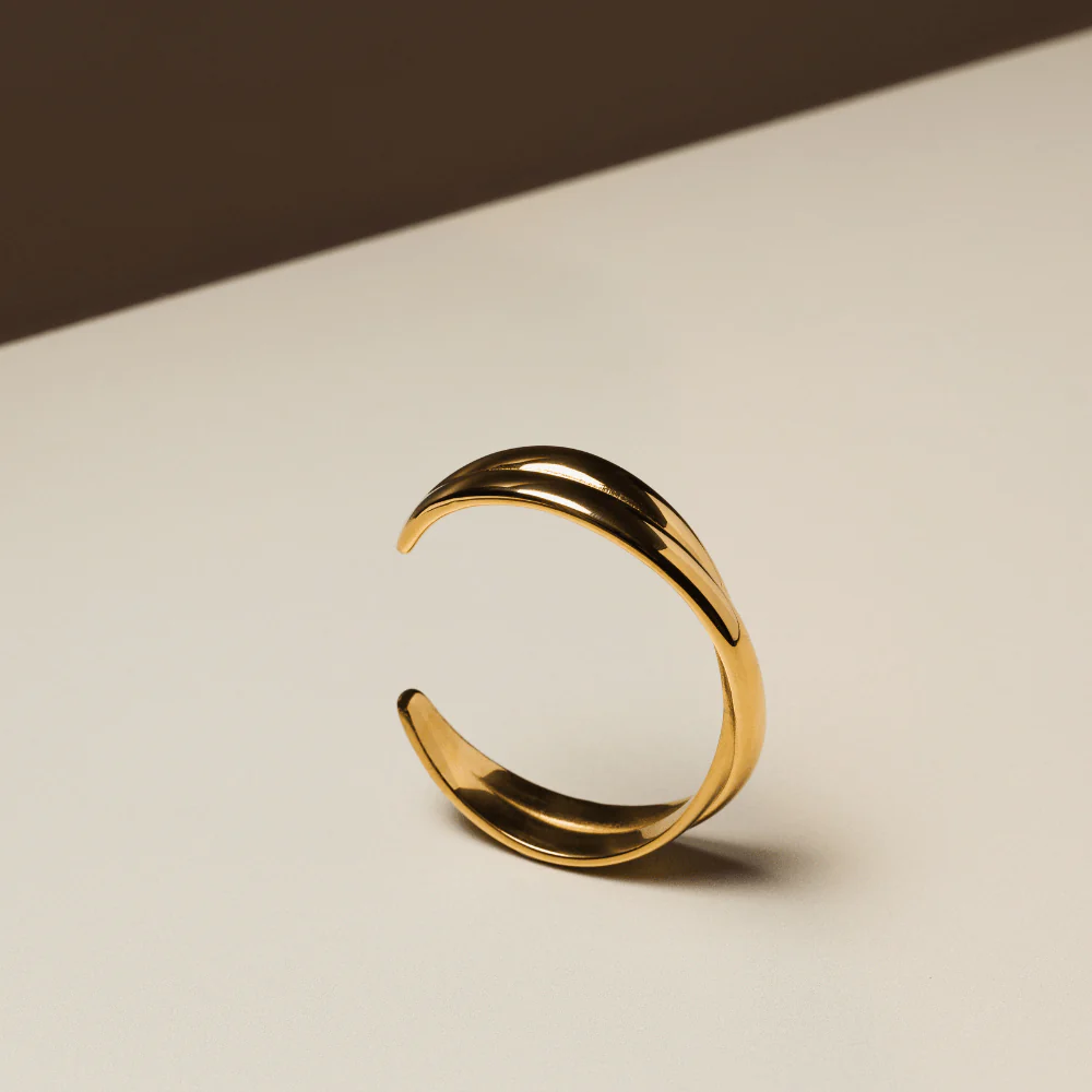 LUXE Polished Cross Bangle - Image 3