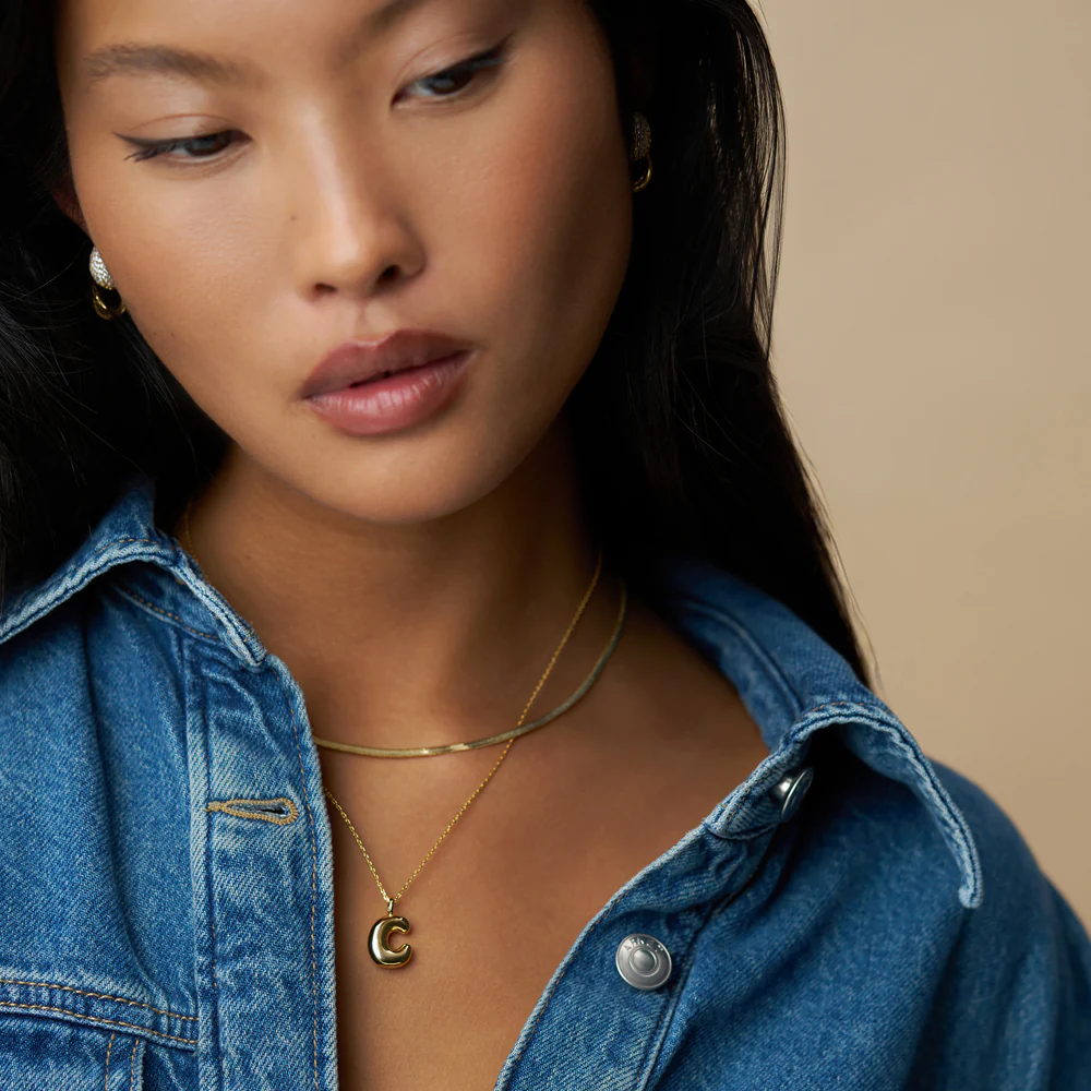 R Bubble Initial Necklace - Image 2