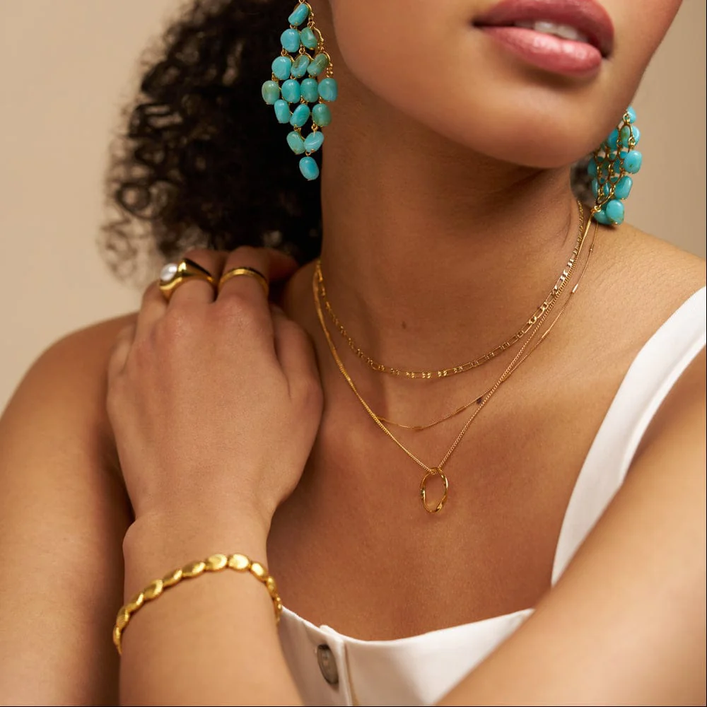 Shell Stretch Bracelet - Image 2