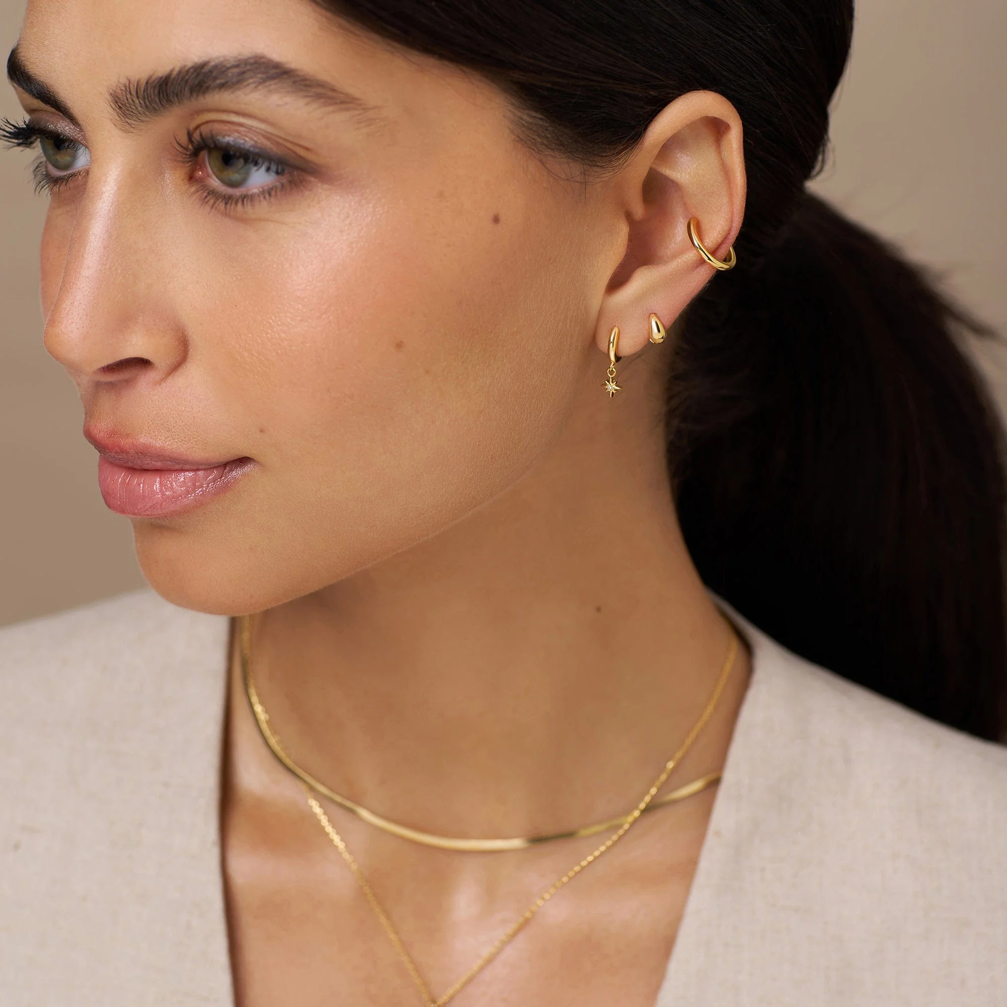 Simple Ear Cuff - Gold - Image 2