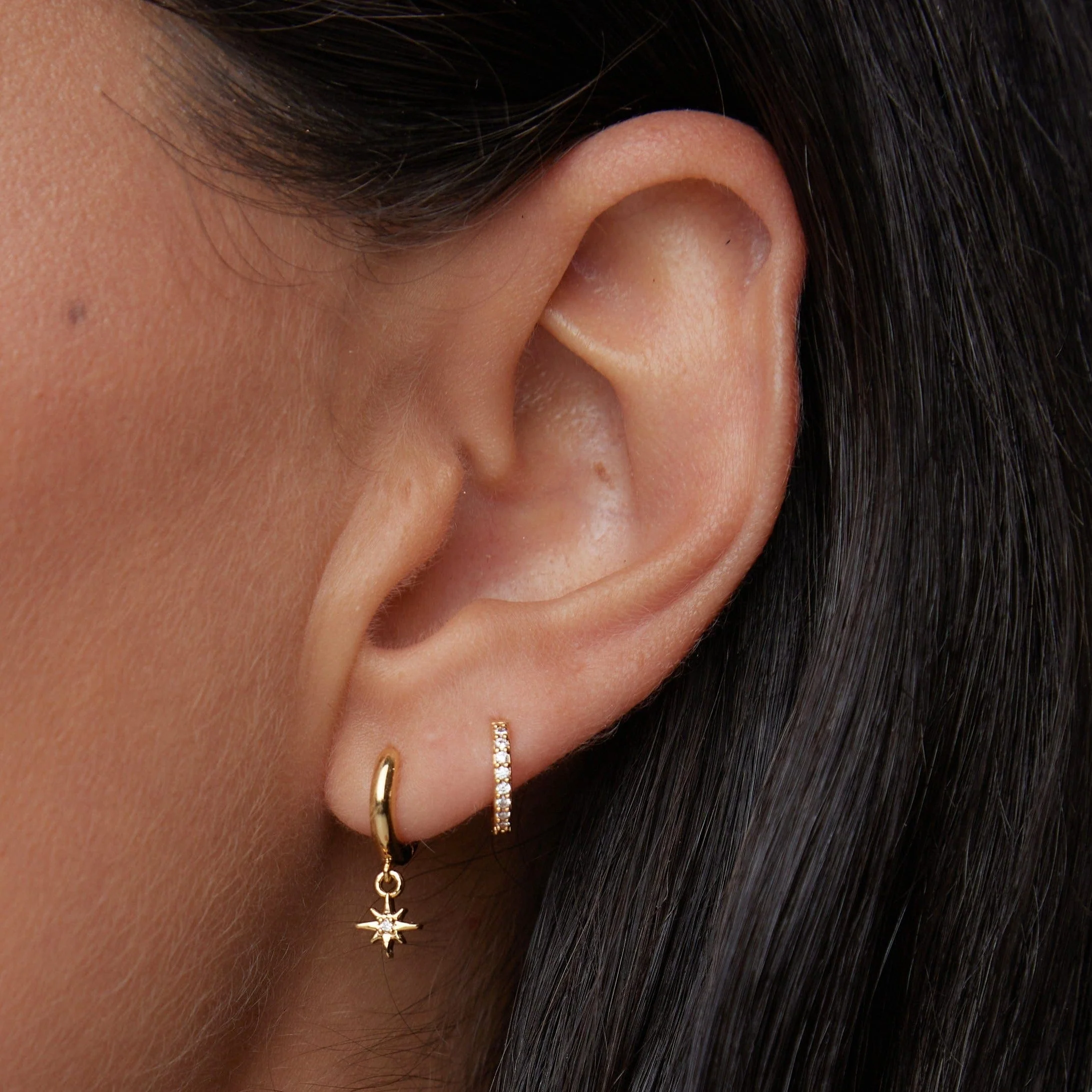 Starburst Pavé Micro Huggie Hoop Earrings - Gold - Image 4