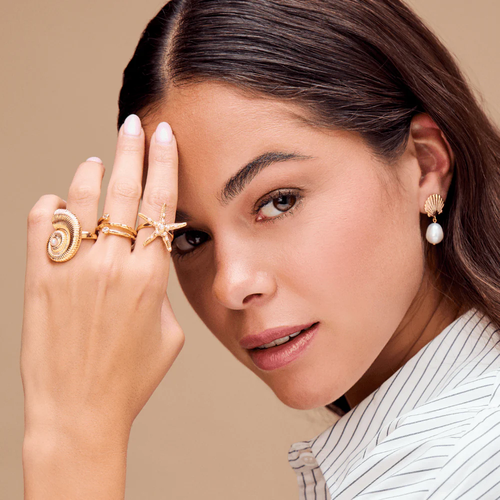 Statement Embellished Starfish Ring - Image 2