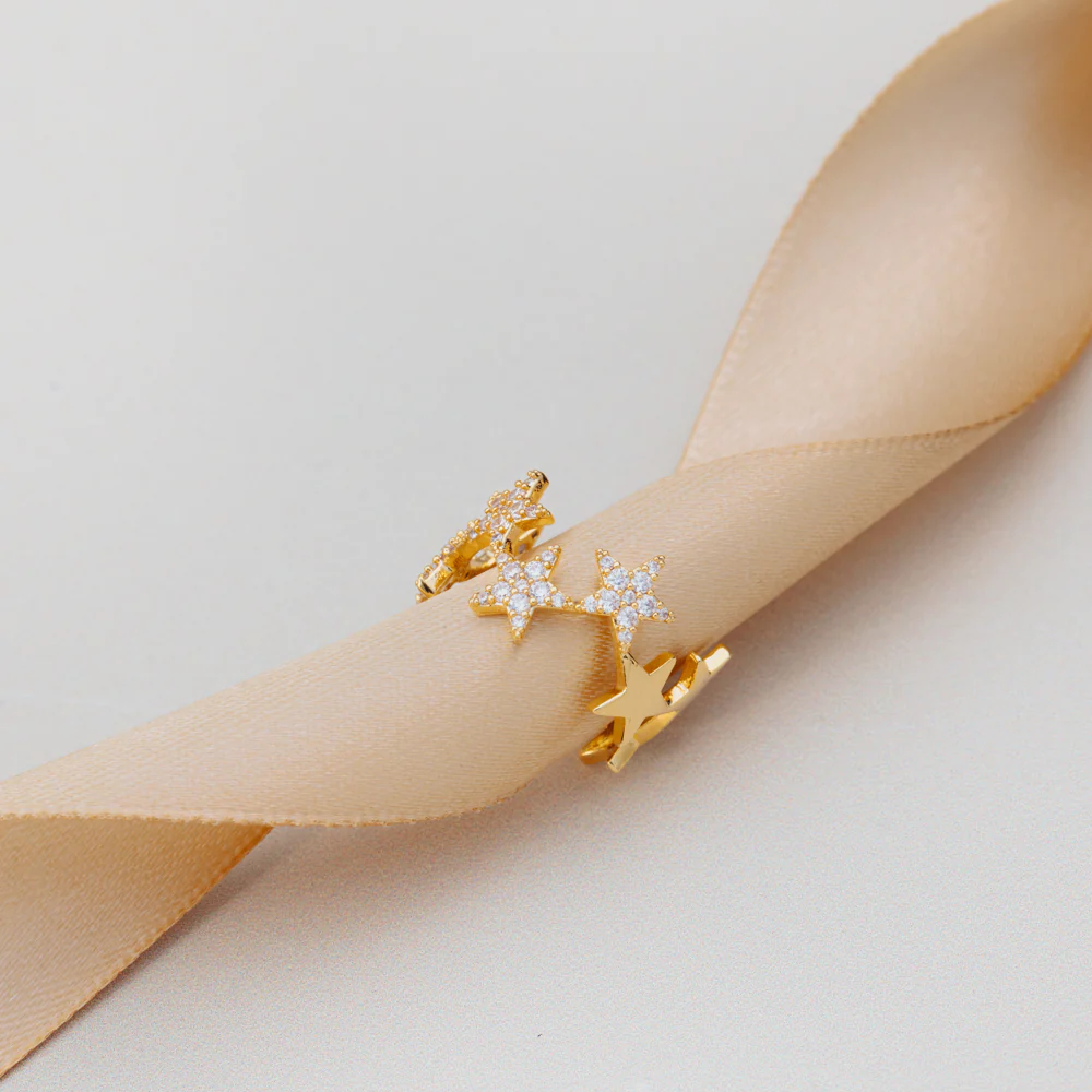Statement Pavé Star Ring - Image 3