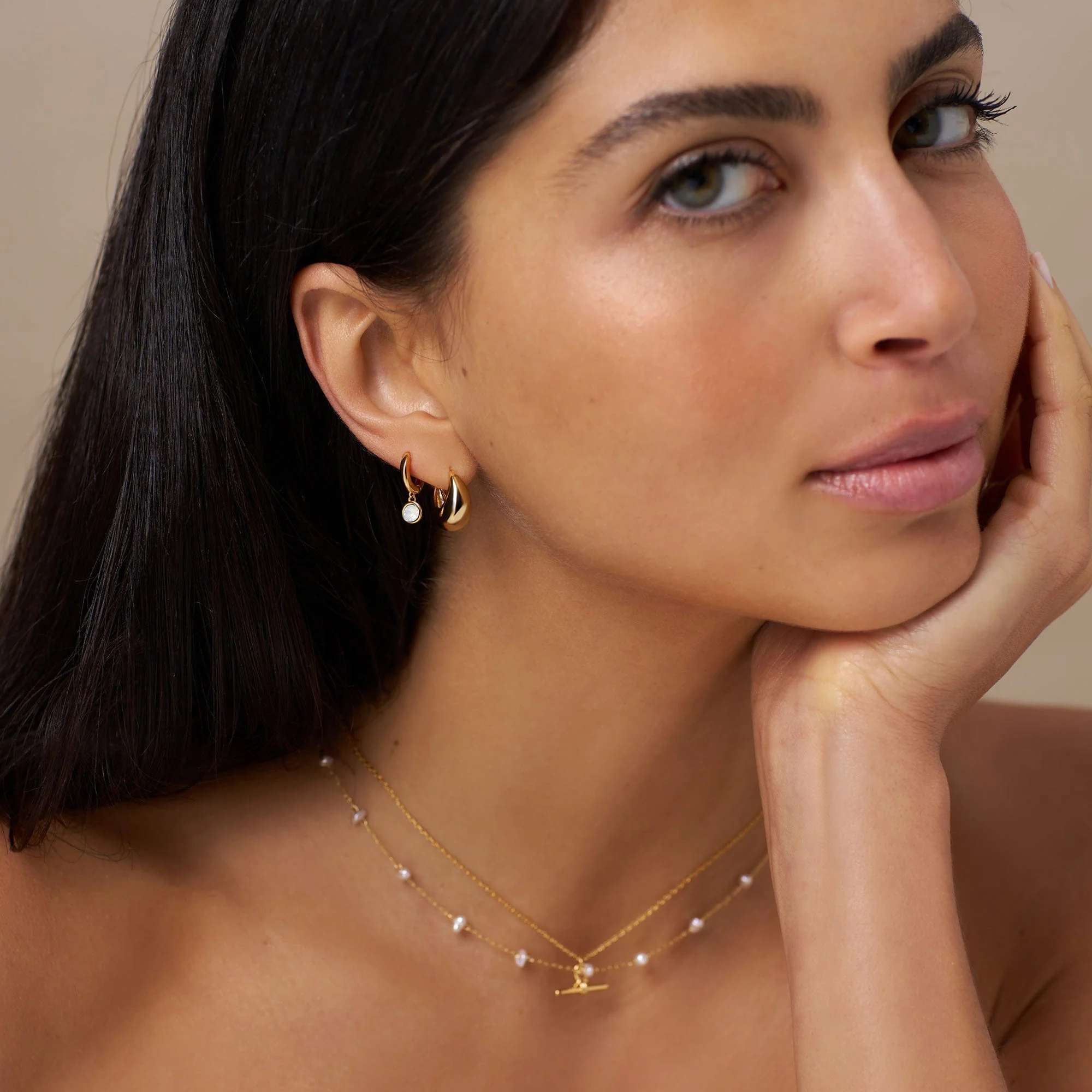 Tapered Domed Hoop Earrings - Gold - Image 2