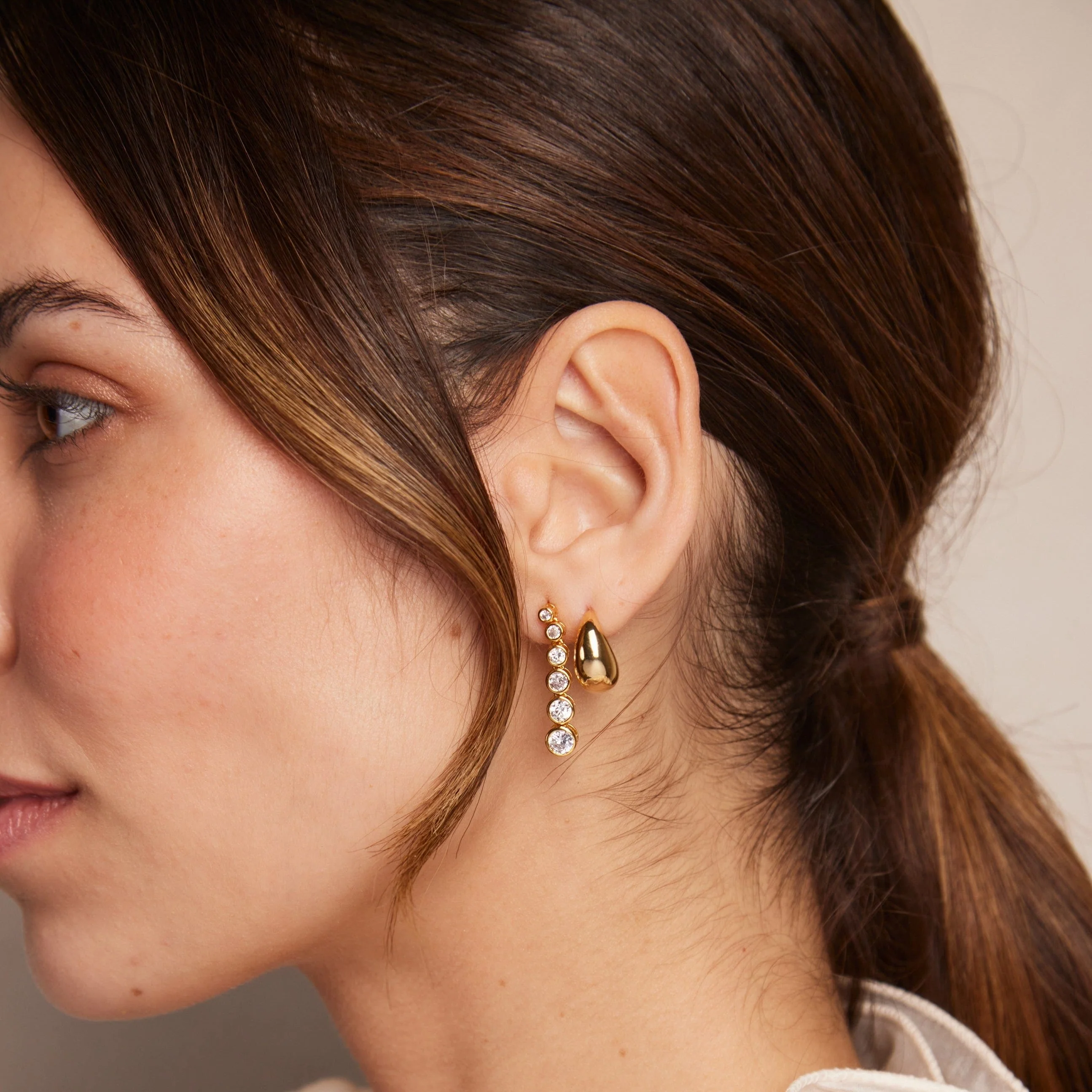 Tapered Domed Hoop Earrings - Gold - Image 3