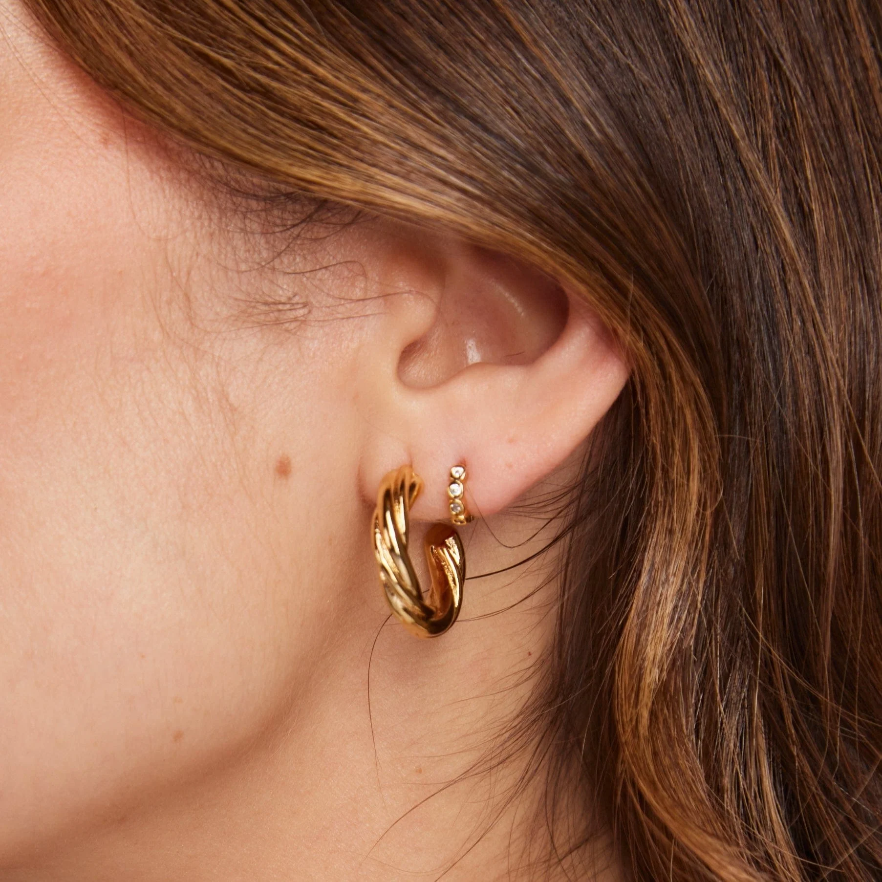 Tiny Pavé Micro Hoop Earrings - Image 2