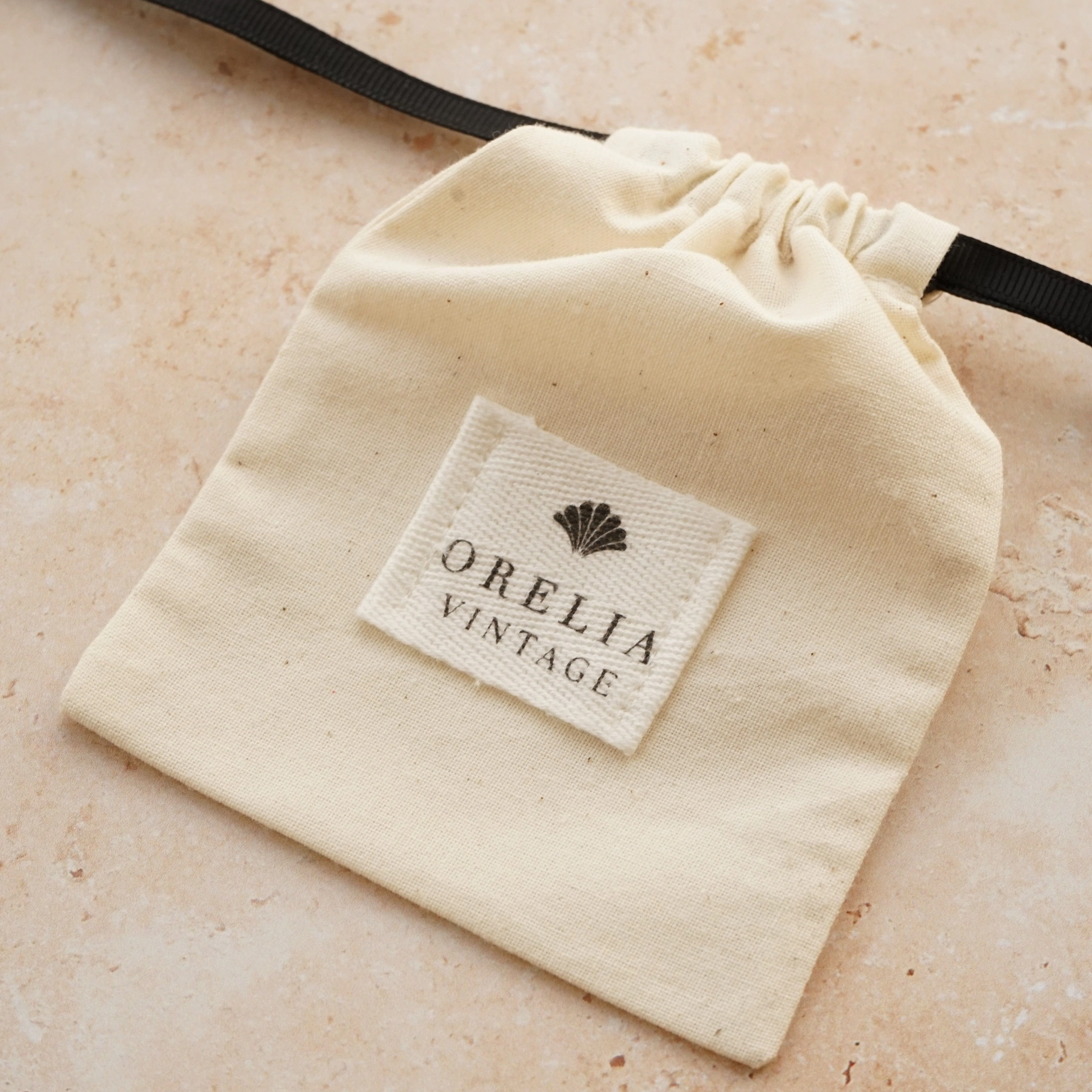 Vintage Stone Bow Brooch - Image 2