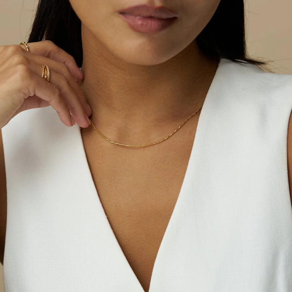 Wave Chain Necklace - Image 2